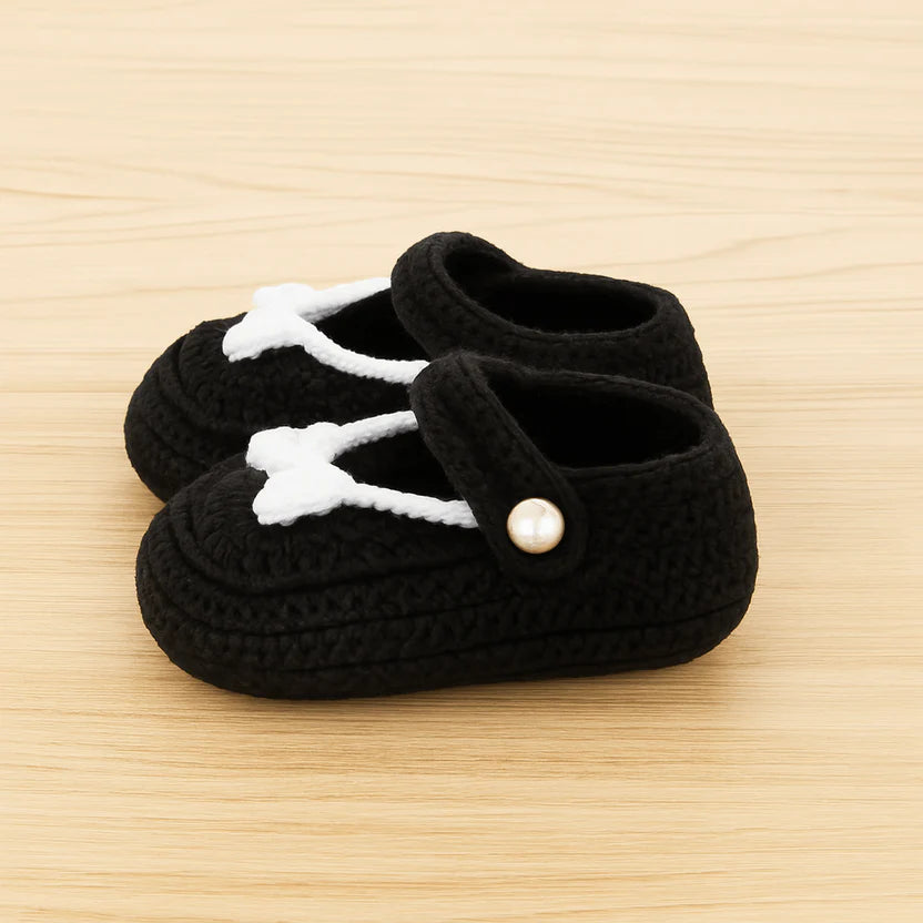 Handmade Black Newborn Baby Crochet Shoes